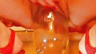 Веселото момиче се н ...