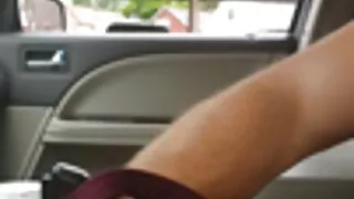 Плешив мъж с брада ч ...