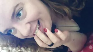 Мама брюнетка излъск ...
