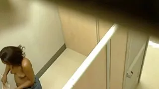 Негърът натри мазоле ...