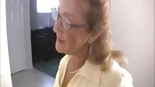 Татуираната майка и  ...