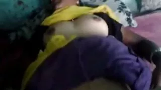 Мама дръпна члена на ...