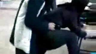 Сестра с бяла коса в ...
