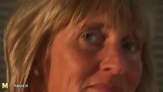 Млад besplatno porno ...
