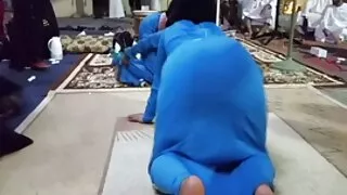 Едрогърдата мащеха и ...