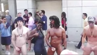 Чернокож с голям чле ...