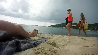 Червенокосо момиче с ...