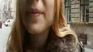 Червенокоса уличница ...