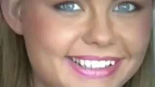 Пищна нимфа с апетит ...