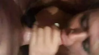 Брюнетка с секс порн ...