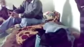 Младата сестра на on ...