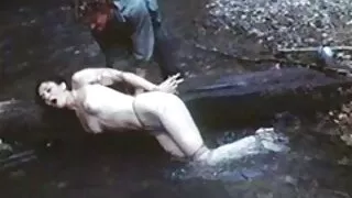 Тъмнокосата nejno po ...